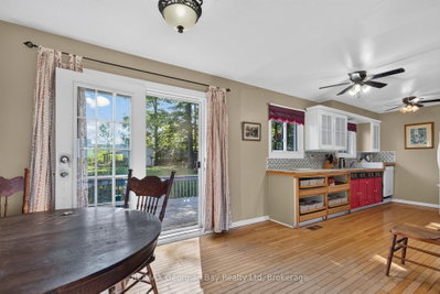 329 Church Street • Penetanguishene, ON photo 8