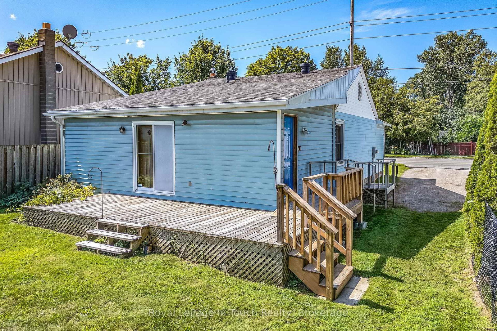 323 William Street • Midland, ON photo 12