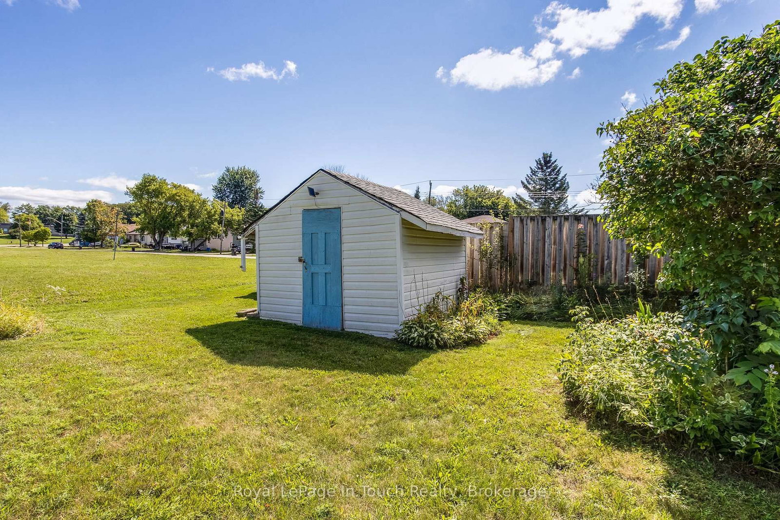 323 William Street • Midland, ON photo 14