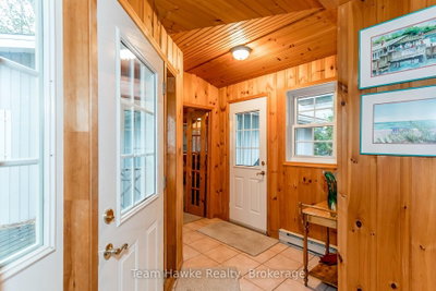 20 Scott Lane • Tiny, ON photo 6