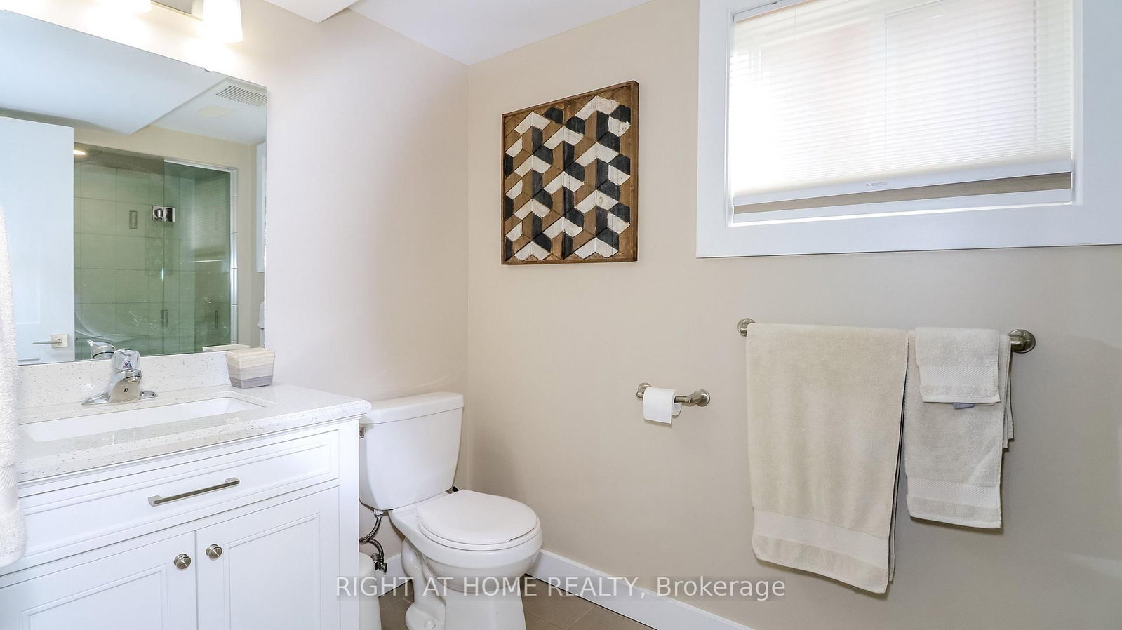 15 Highview Road • Barrie, ON photo 15