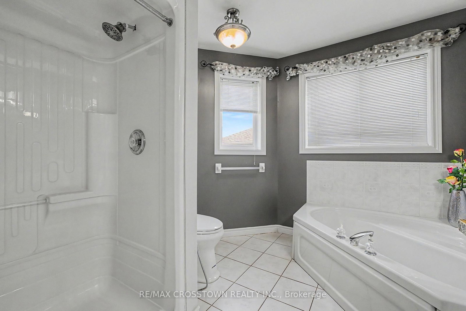 31 Logan Court • Barrie, ON photo 22