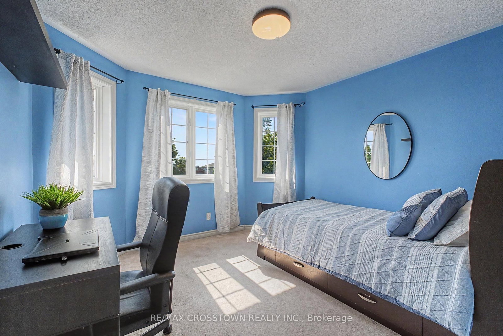 31 Logan Court • Barrie, ON photo 24