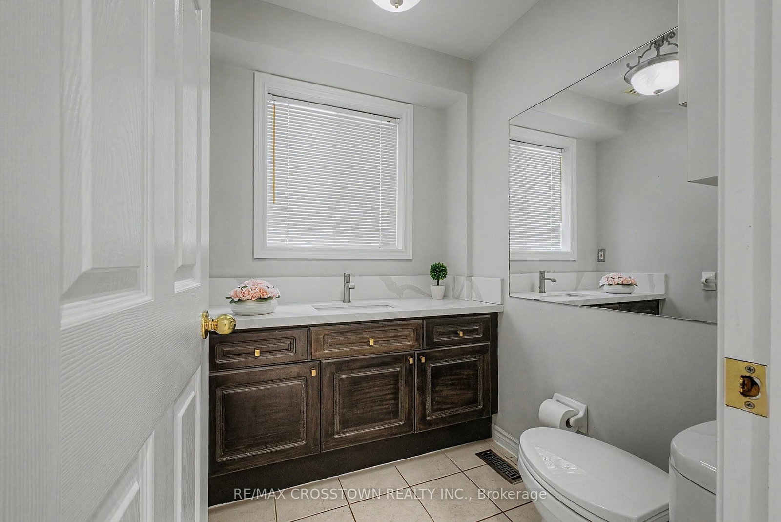 31 Logan Court • Barrie, ON photo 27