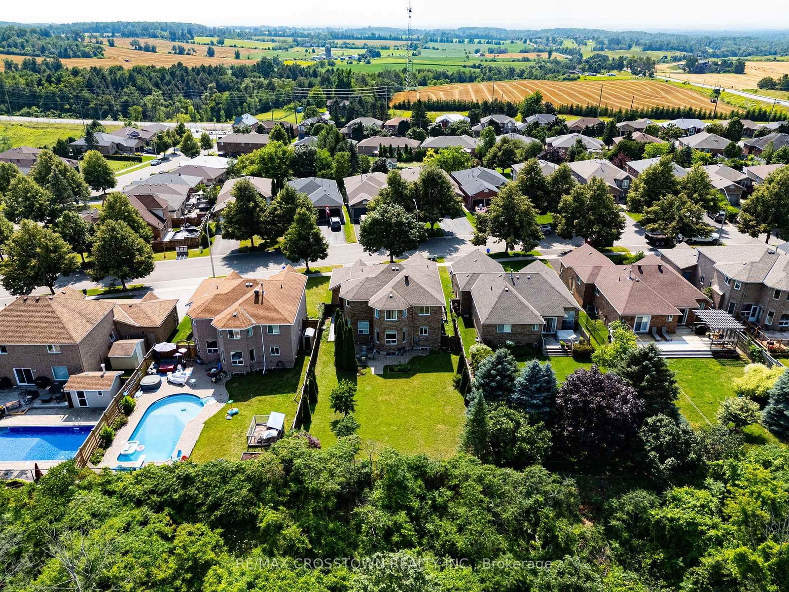 31 Logan Court • Barrie, ON photo 41
