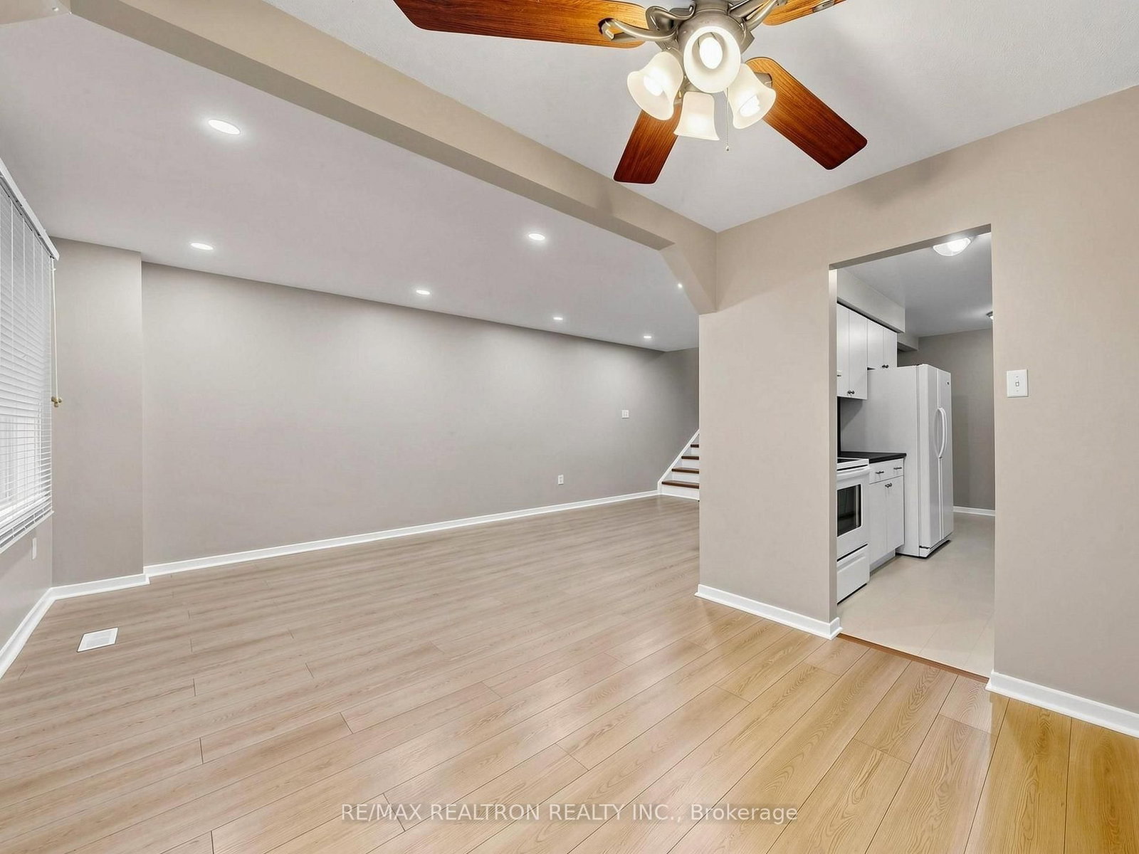 12 Robin Court • Barrie, ON photo 13