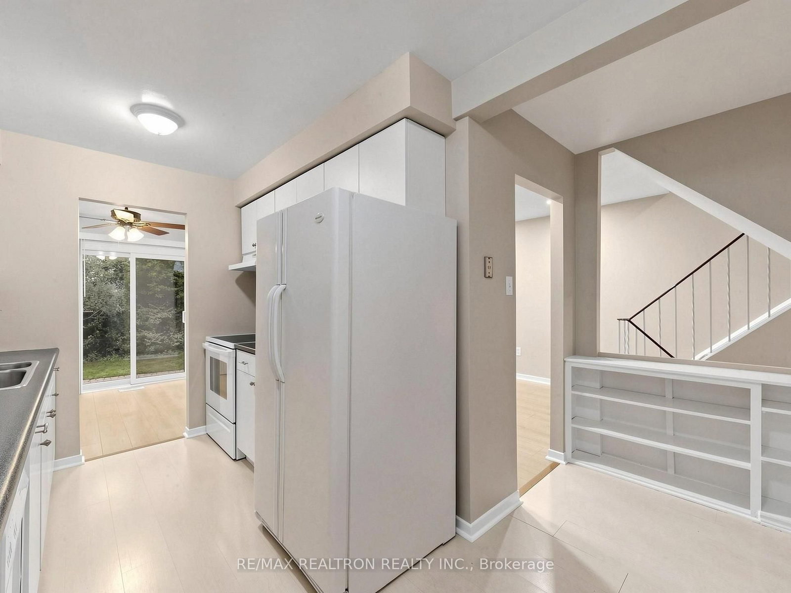 12 Robin Court • Barrie, ON photo 14