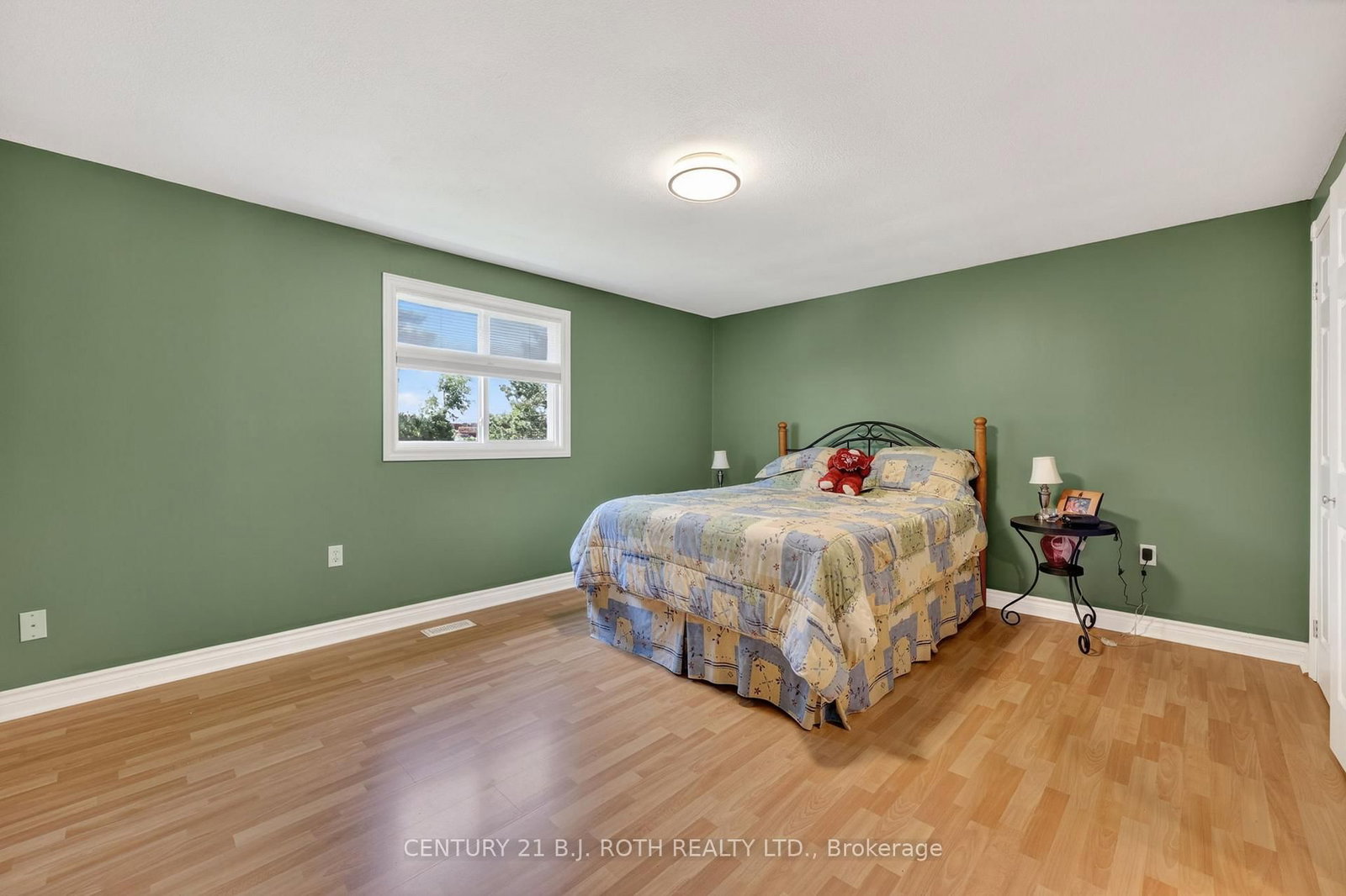 6 Ford Street • Barrie, ON photo 11