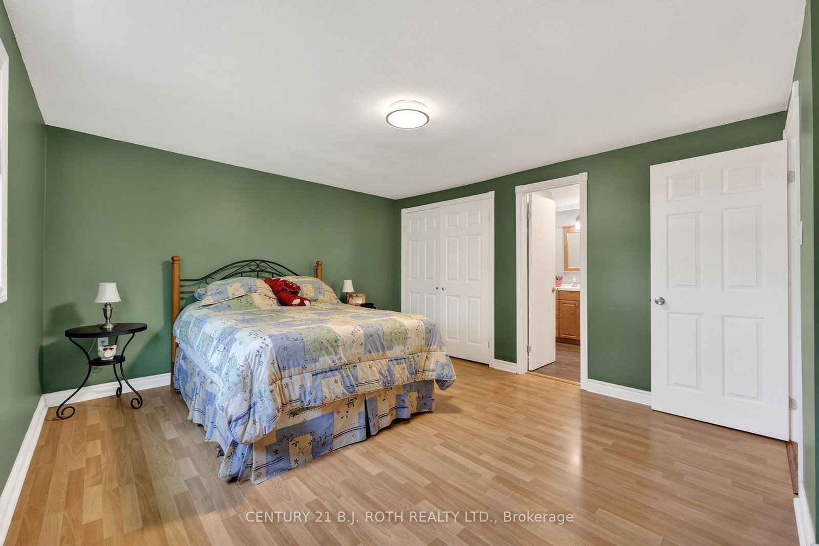 6 Ford Street • Barrie, ON photo 12