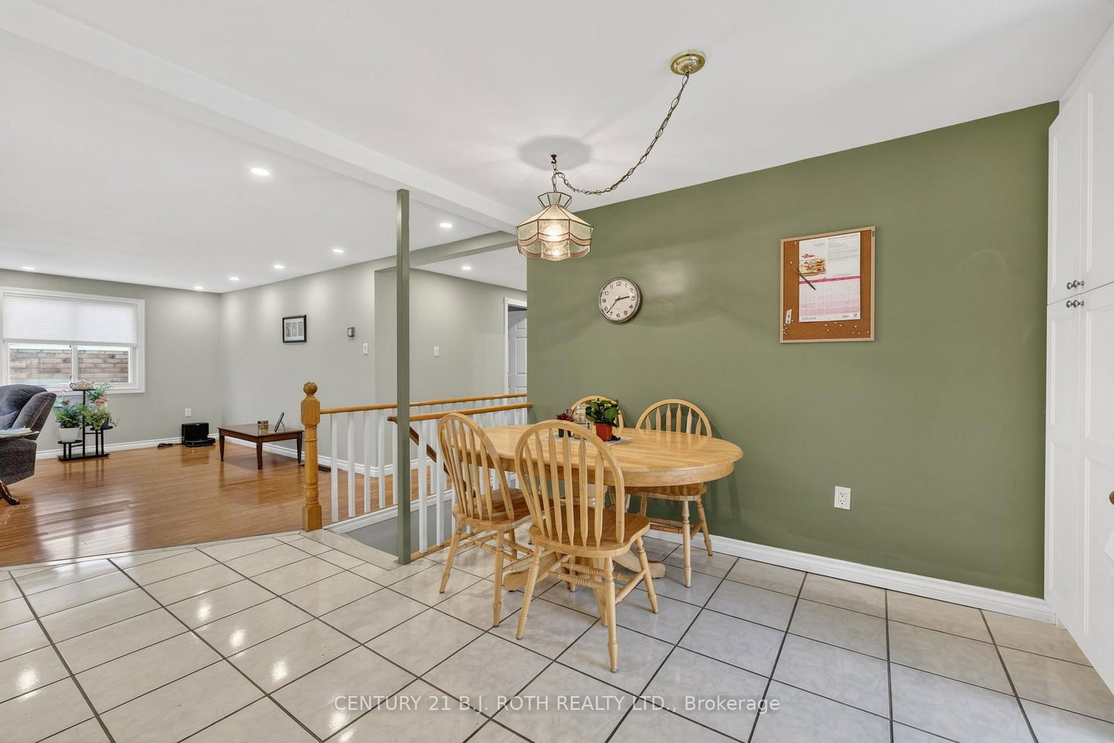 6 Ford Street • Barrie, ON photo 9