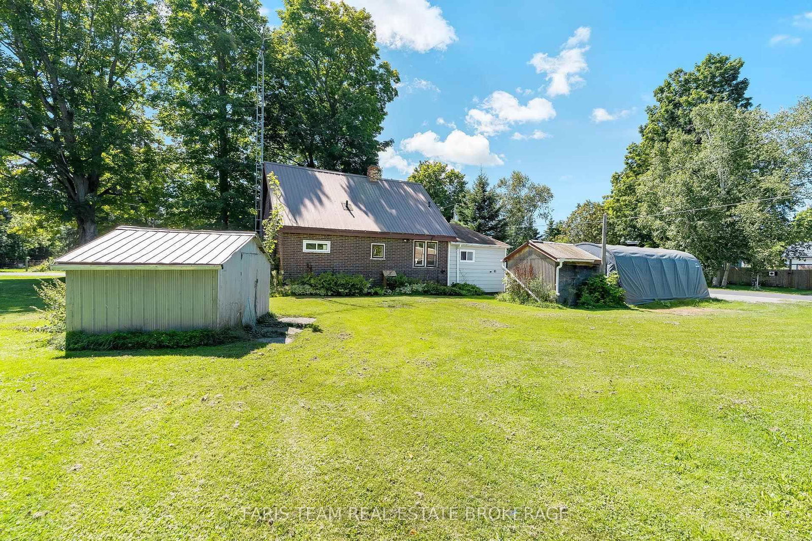 29 Marsh Lane • Tiny, ON photo 22