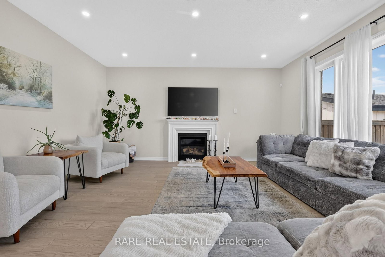 130 Victoria Wood Avenue • Springwater, ON photo 18