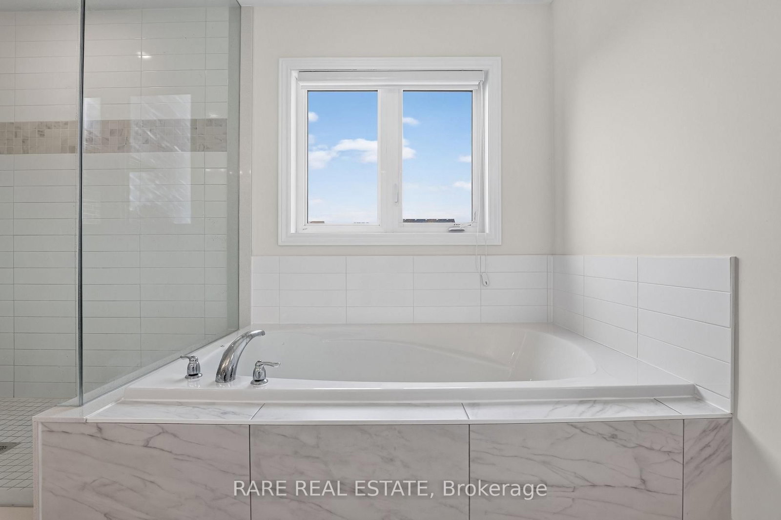 130 Victoria Wood Avenue • Springwater, ON photo 35