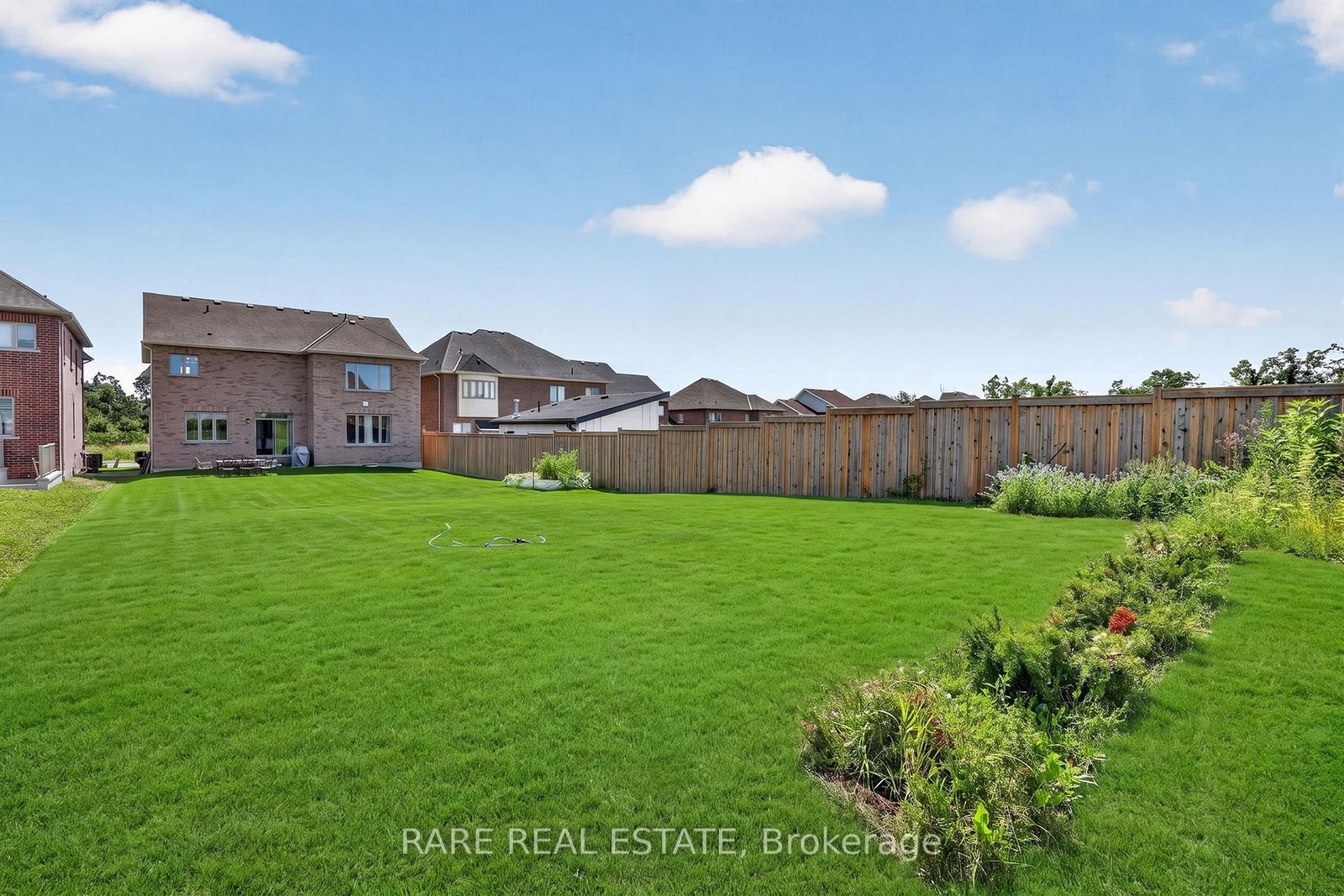 130 Victoria Wood Avenue • Springwater, ON photo 39