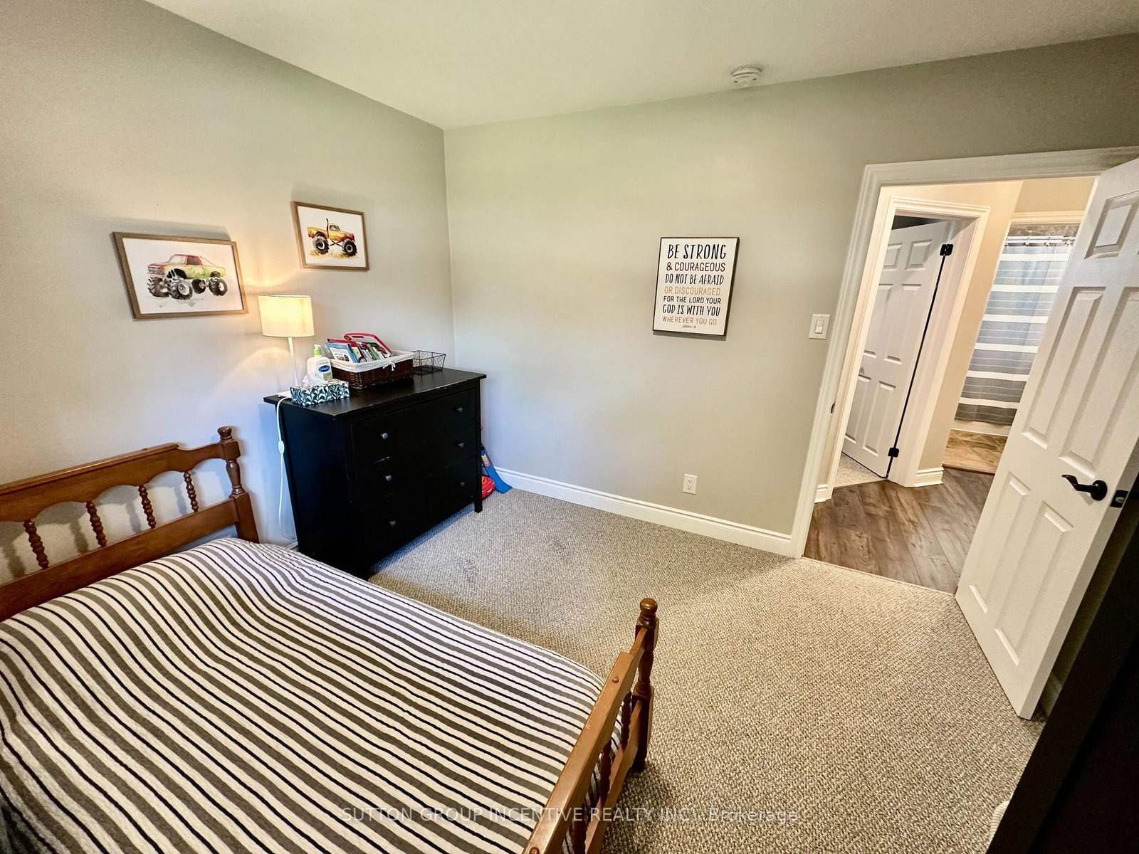 23 Northpark Road • Barrie, ON photo 12
