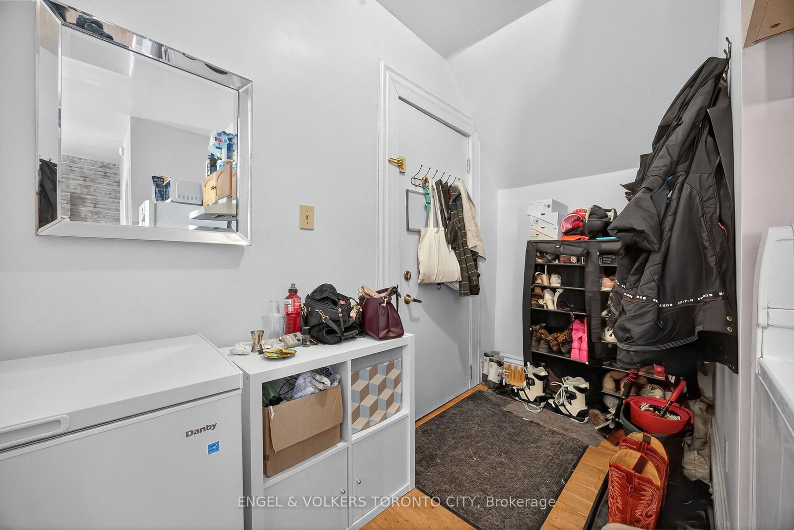 64 High Street • Barrie, ON photo 16