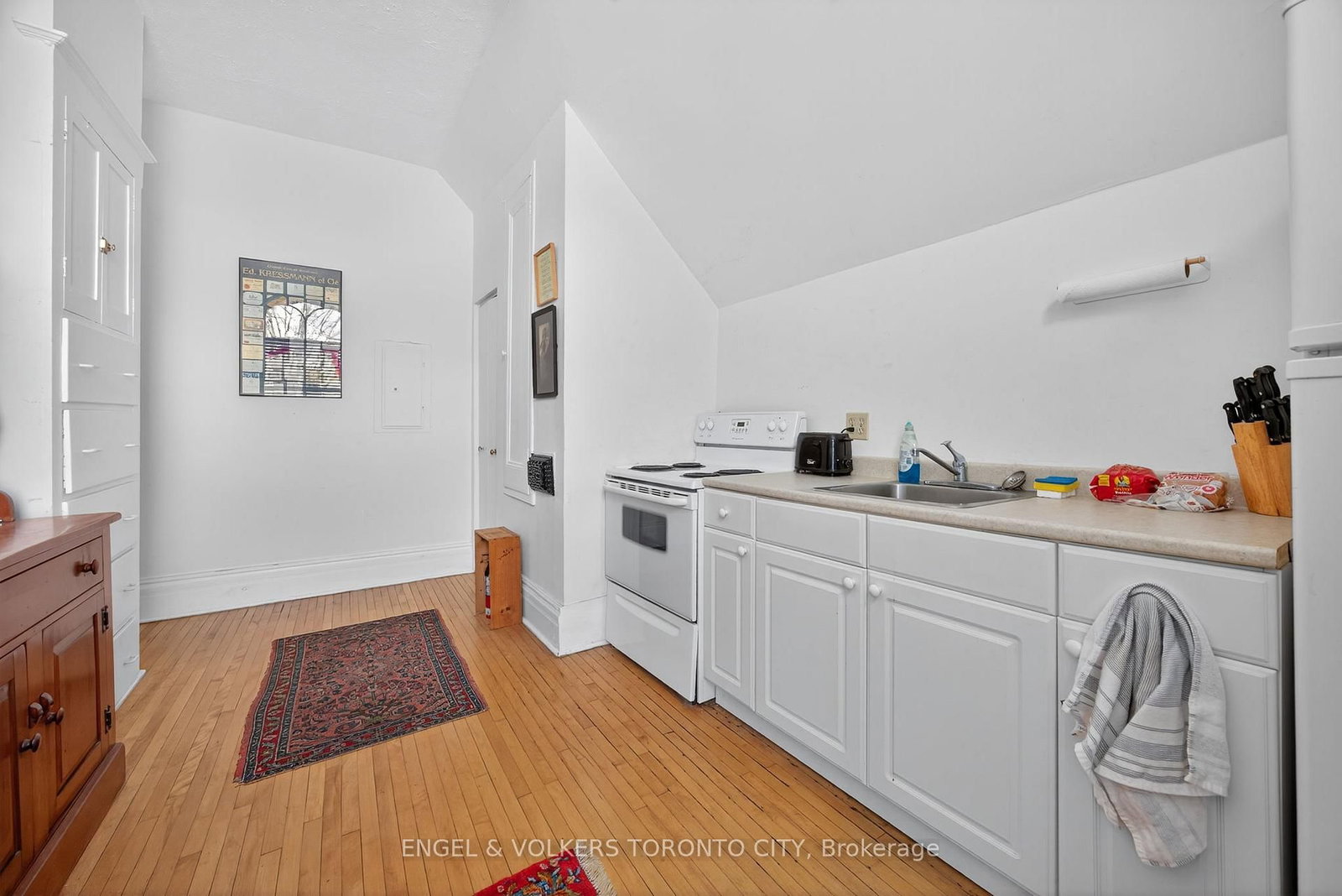 64 High Street • Barrie, ON photo 22