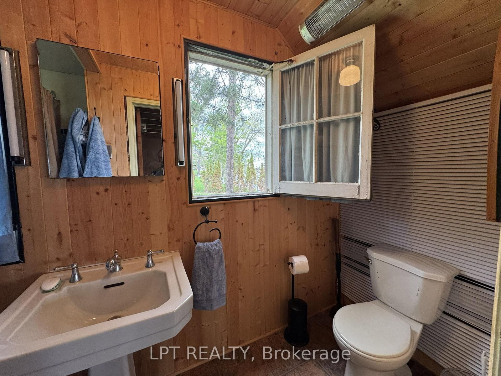1764 Bay Park Road • Severn, ON photo 19