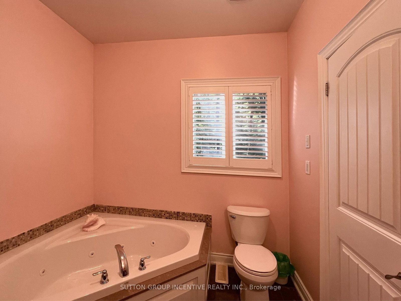 32 Albion Lane • Tiny, ON photo 18
