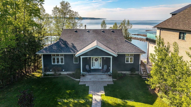 458 SILVER BIRCH Drive