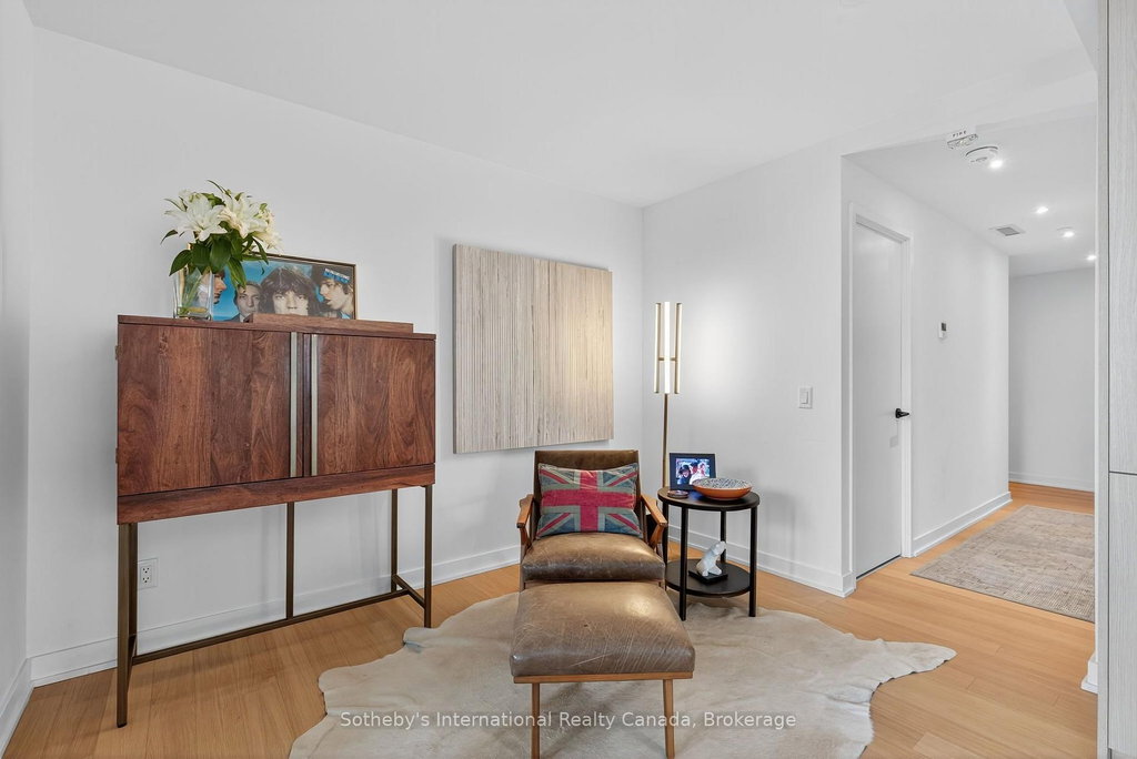 224 - 31 Huron Street 5
