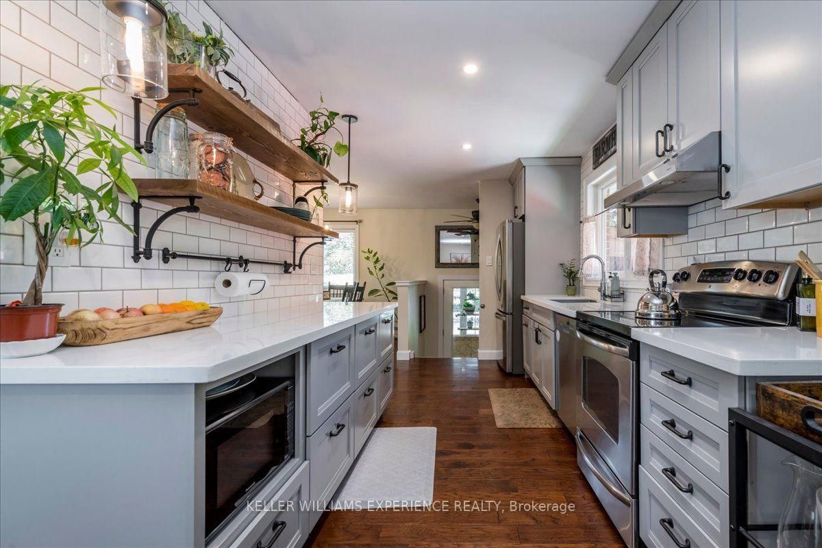 92 Johnson Street • Barrie, ON photo 10