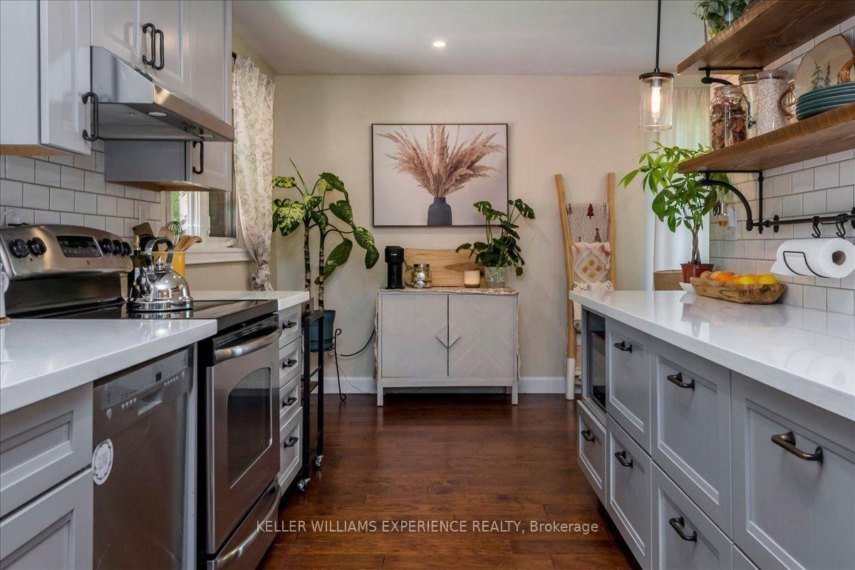 92 Johnson Street • Barrie, ON photo 13