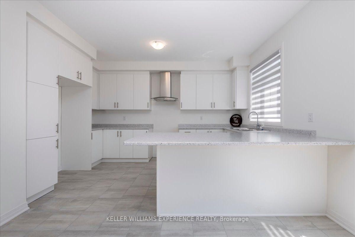 2 Sagewood Avenue • Barrie, ON photo 10