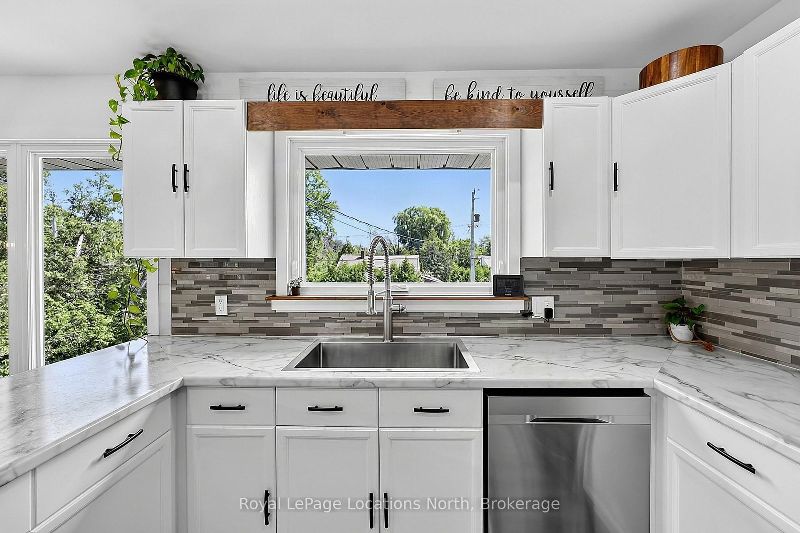 16 Huronia Pathway • Collingwood, ON photo 15