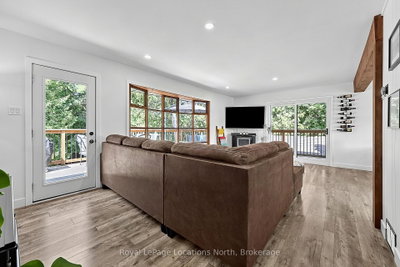 16 Huronia Pathway • Collingwood, ON photo 8