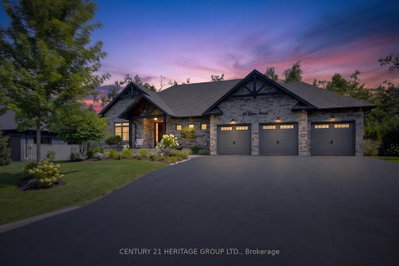 Detached House for sale at 13 Byers Street, Springwater, Ontario, L9X 2A3 - Snow Valley - MLS: S13695100