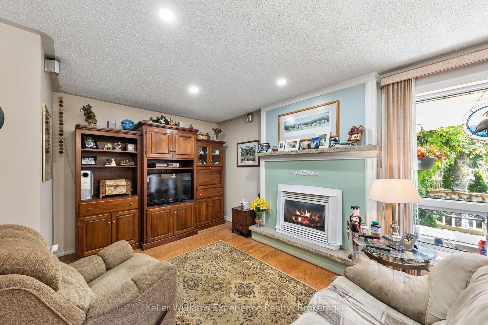 6 Bonaventure Place • Penetanguishene, ON photo 4