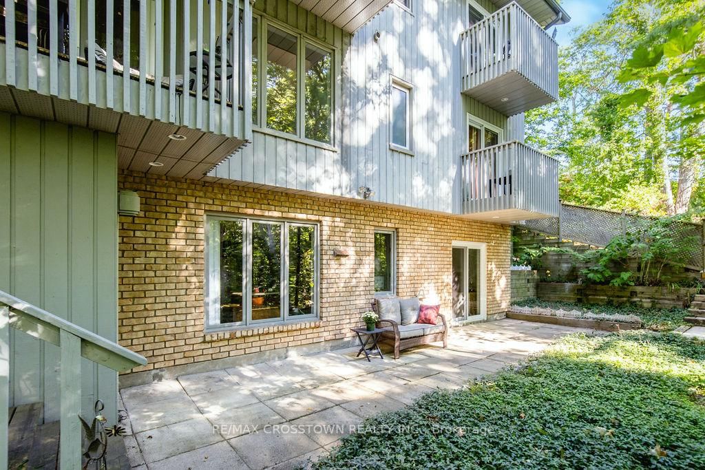 147 Anne Street N • Barrie, ON photo 10
