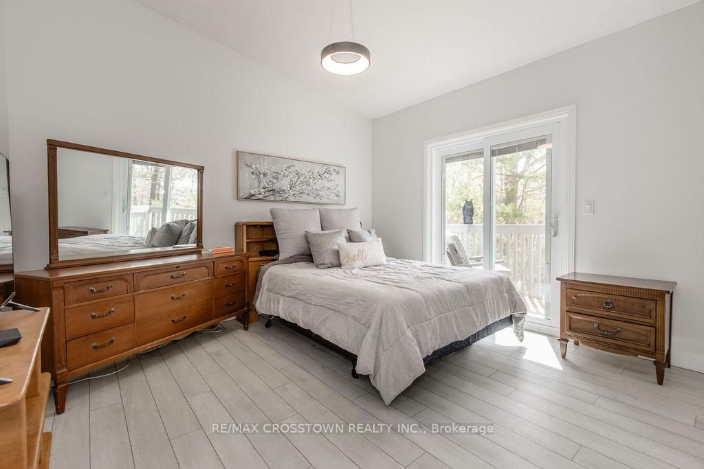 147 Anne Street N • Barrie, ON photo 27