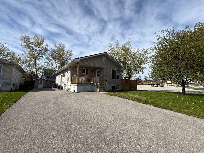 LOWER - 51 Raglan Street