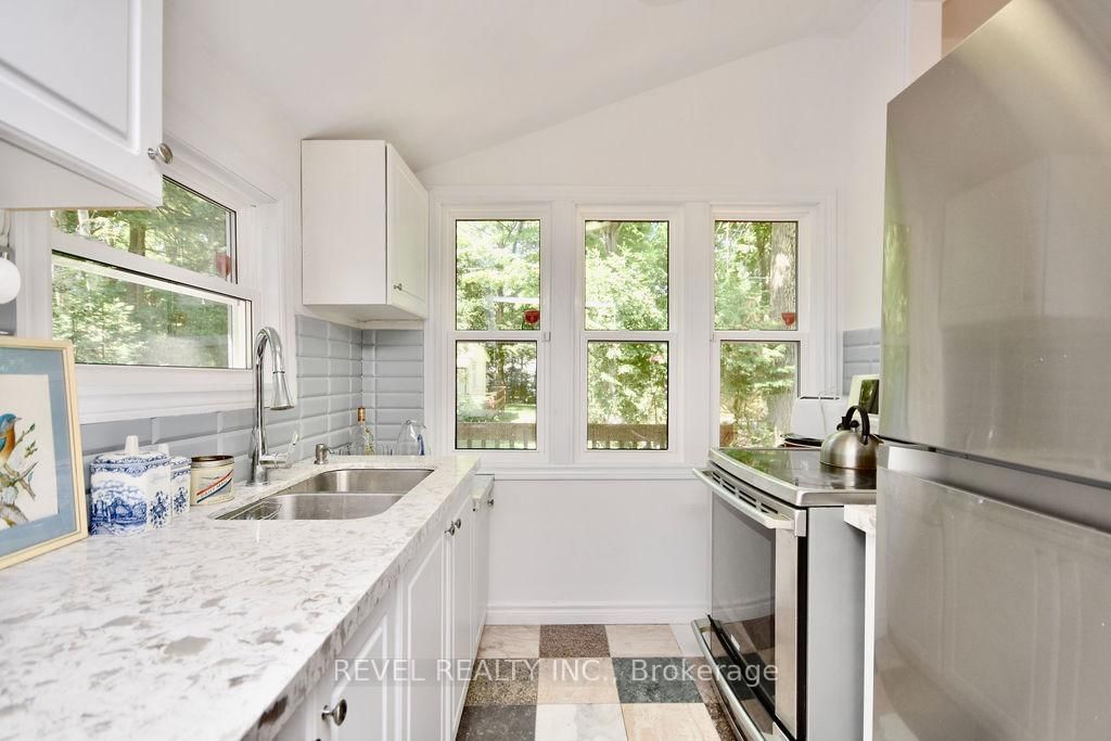 39 Domar Road • Tiny, ON photo 10