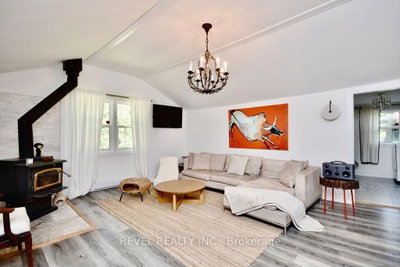 39 Domar Road • Tiny, ON photo 5