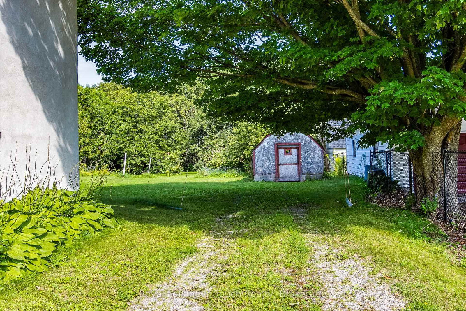 328 Lafontaine Road W • Tiny, ON photo 16