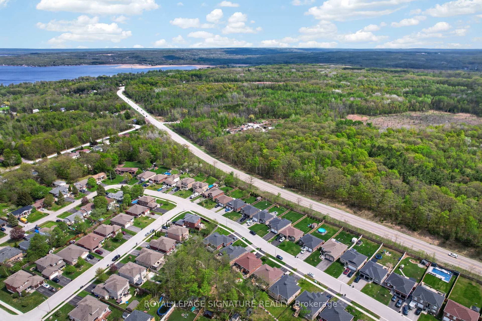 22 Hunter Avenue • Tay, ON photo 45