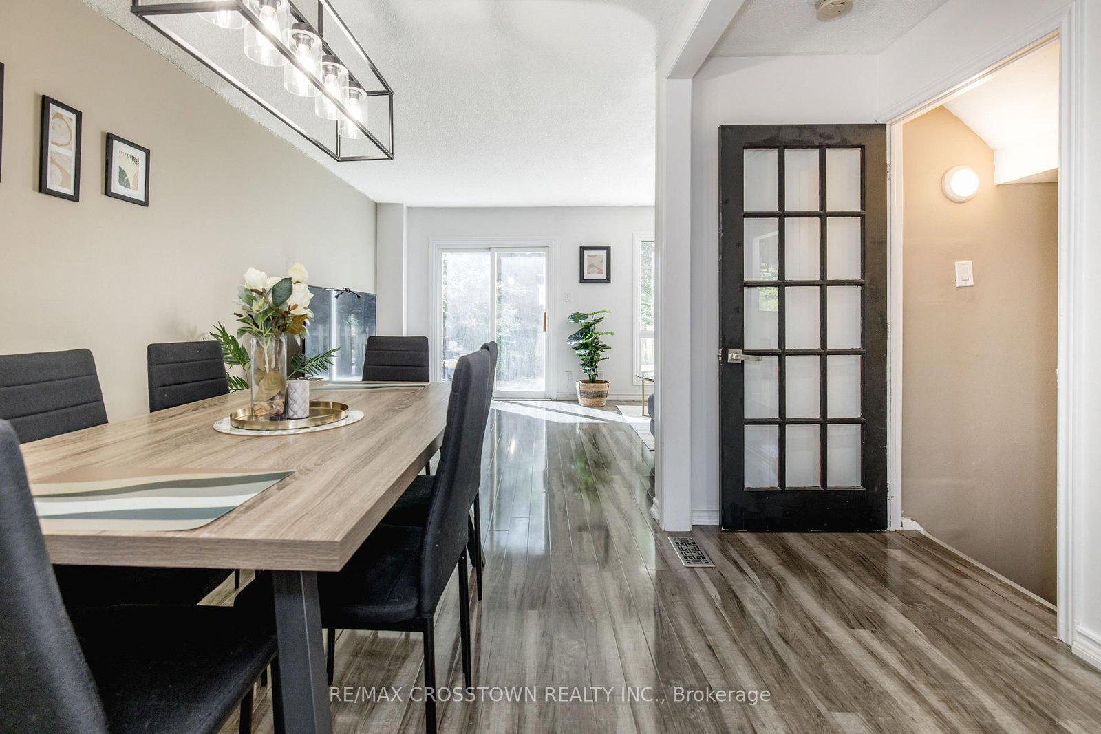 52 Adelaide Street • #32 • Barrie, ON photo 13