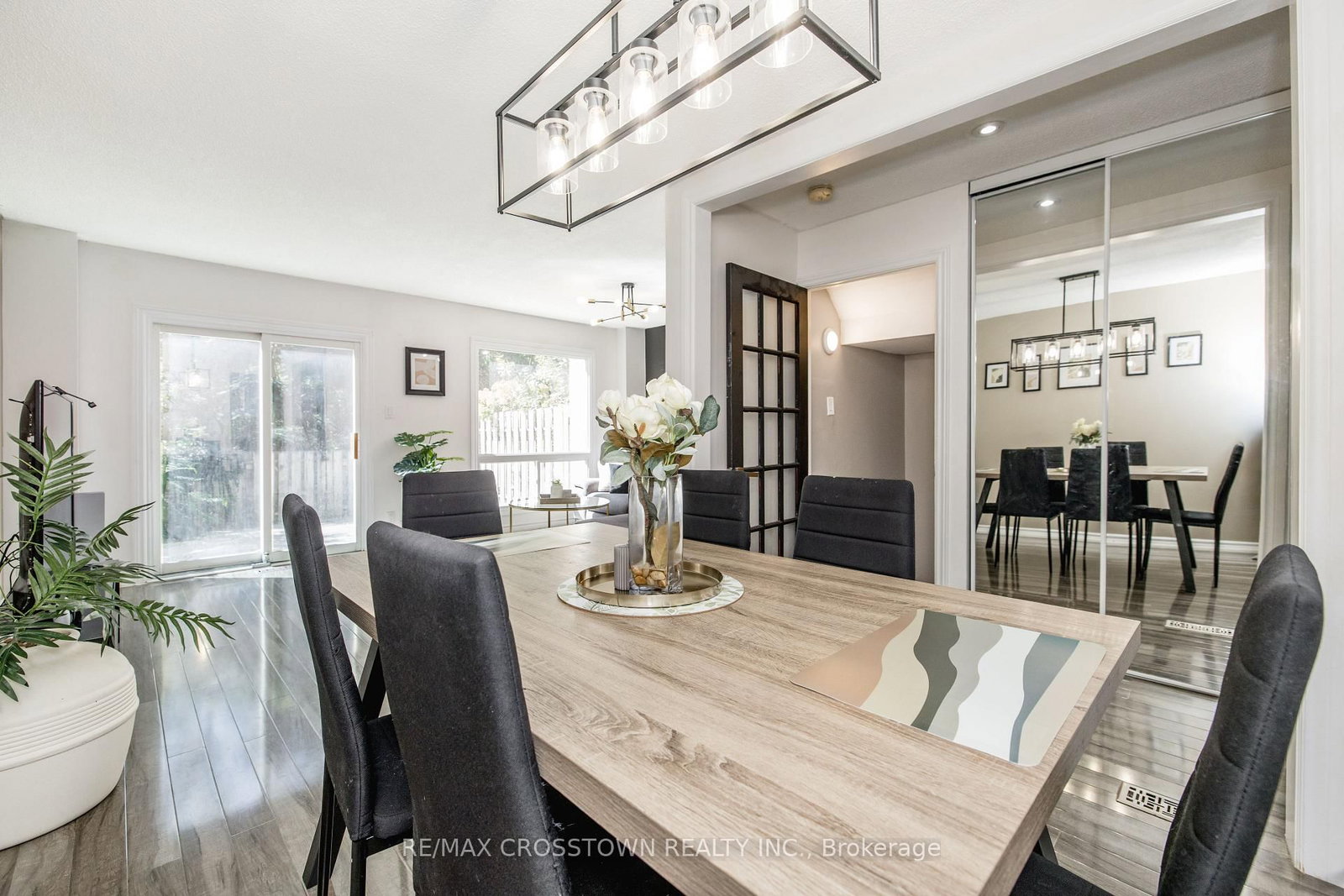 52 Adelaide Street • #32 • Barrie, ON photo 14