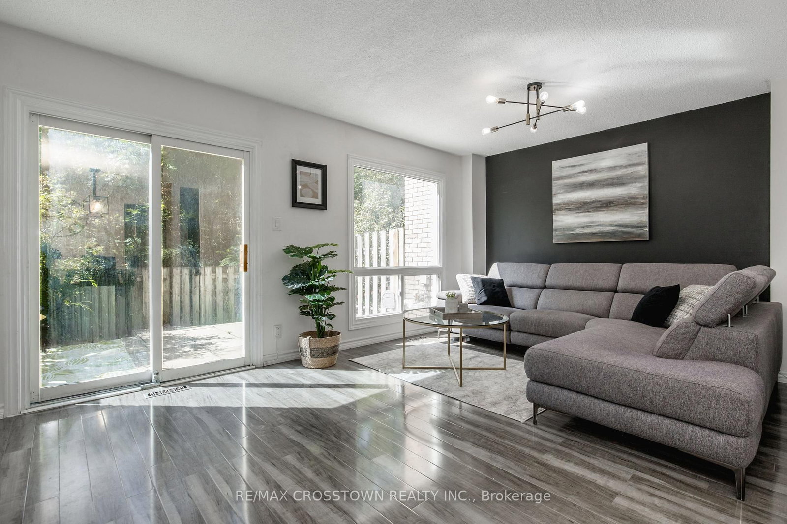 52 Adelaide Street • #32 • Barrie, ON photo 16