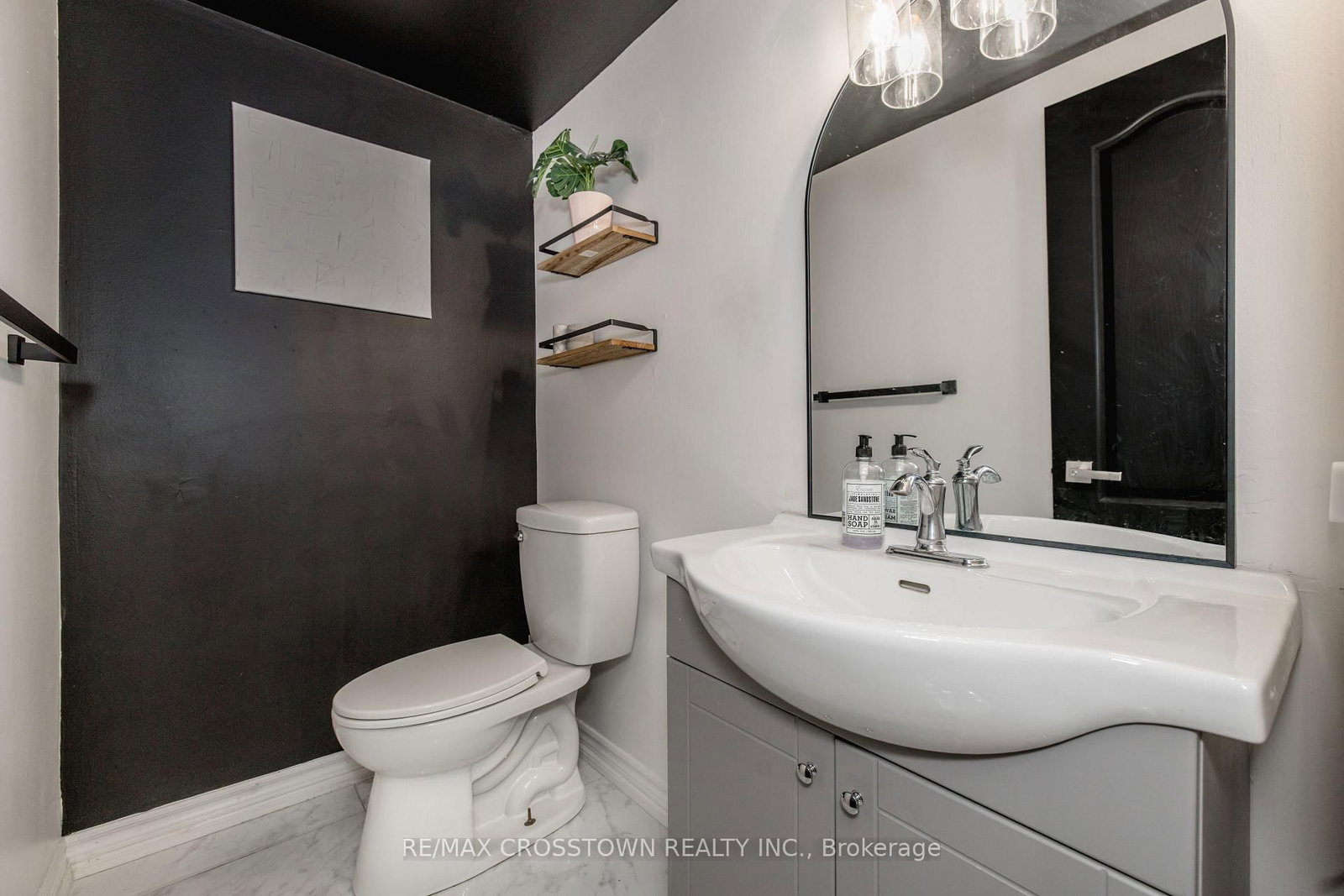 52 Adelaide Street • #32 • Barrie, ON photo 20