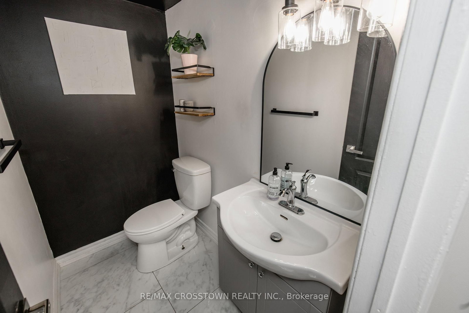 52 Adelaide Street • #32 • Barrie, ON photo 21