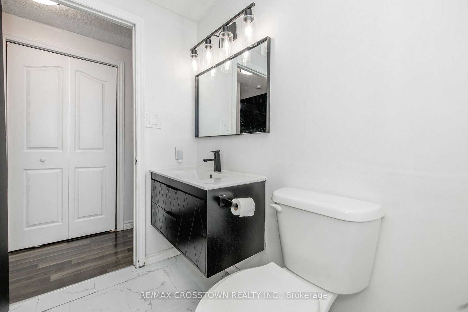 52 Adelaide Street • #32 • Barrie, ON photo 29