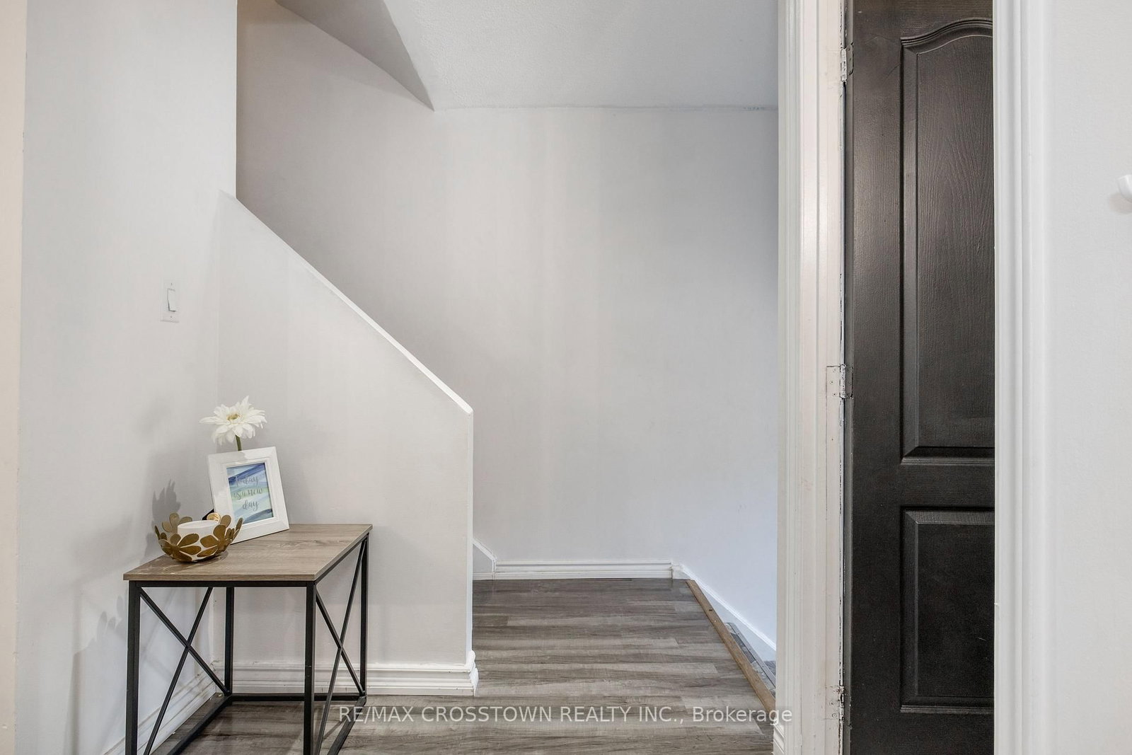 52 Adelaide Street • #32 • Barrie, ON photo 6