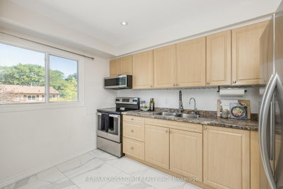52 Adelaide Street • #32 • Barrie, ON photo 8