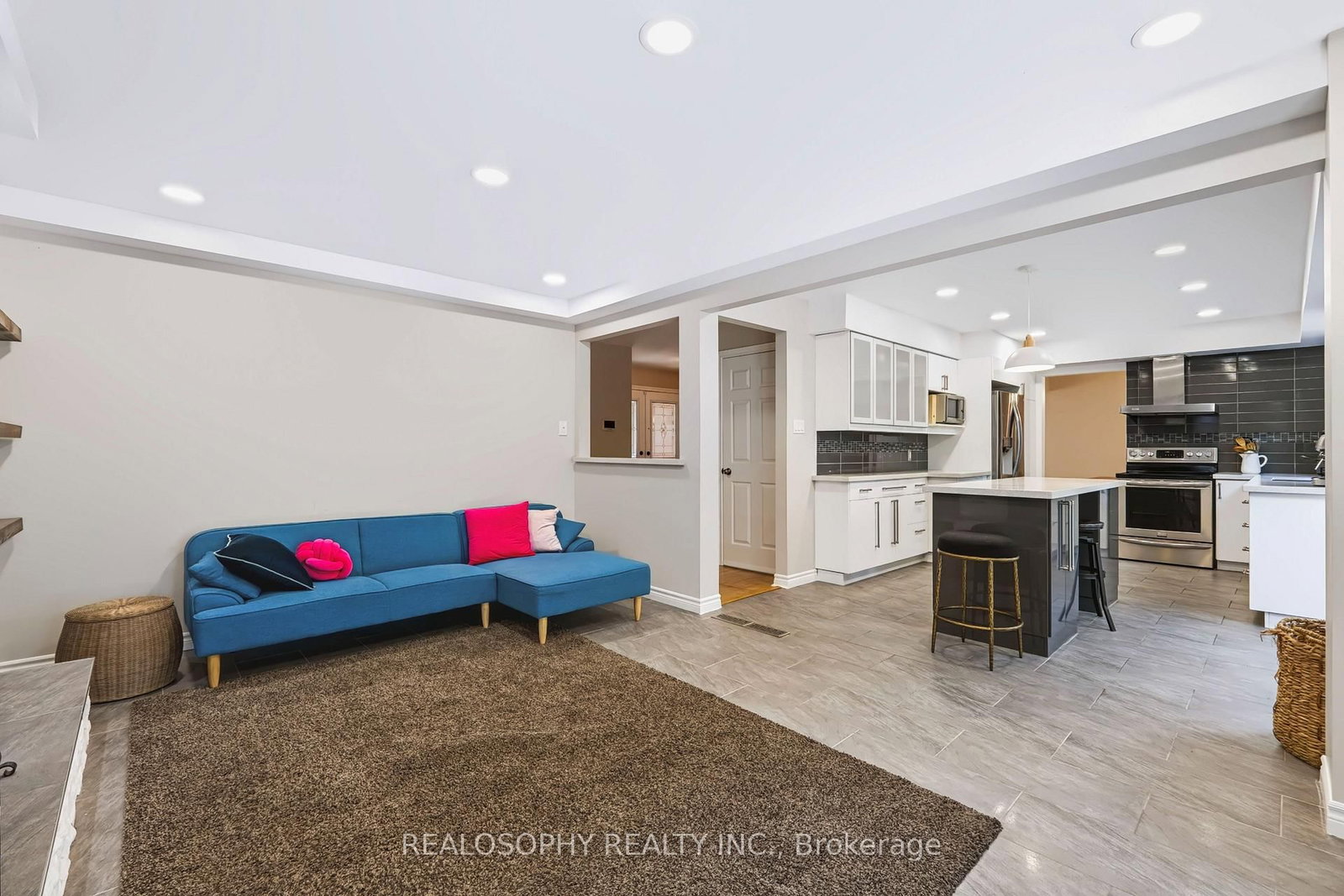 22 Murray Street • Barrie, ON photo 14