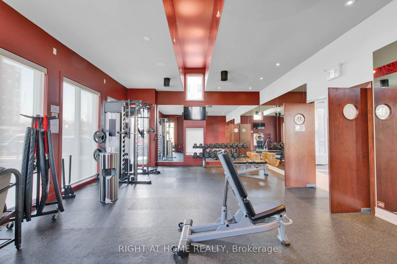 4 Spice Way • #202 • Barrie, ON photo 37