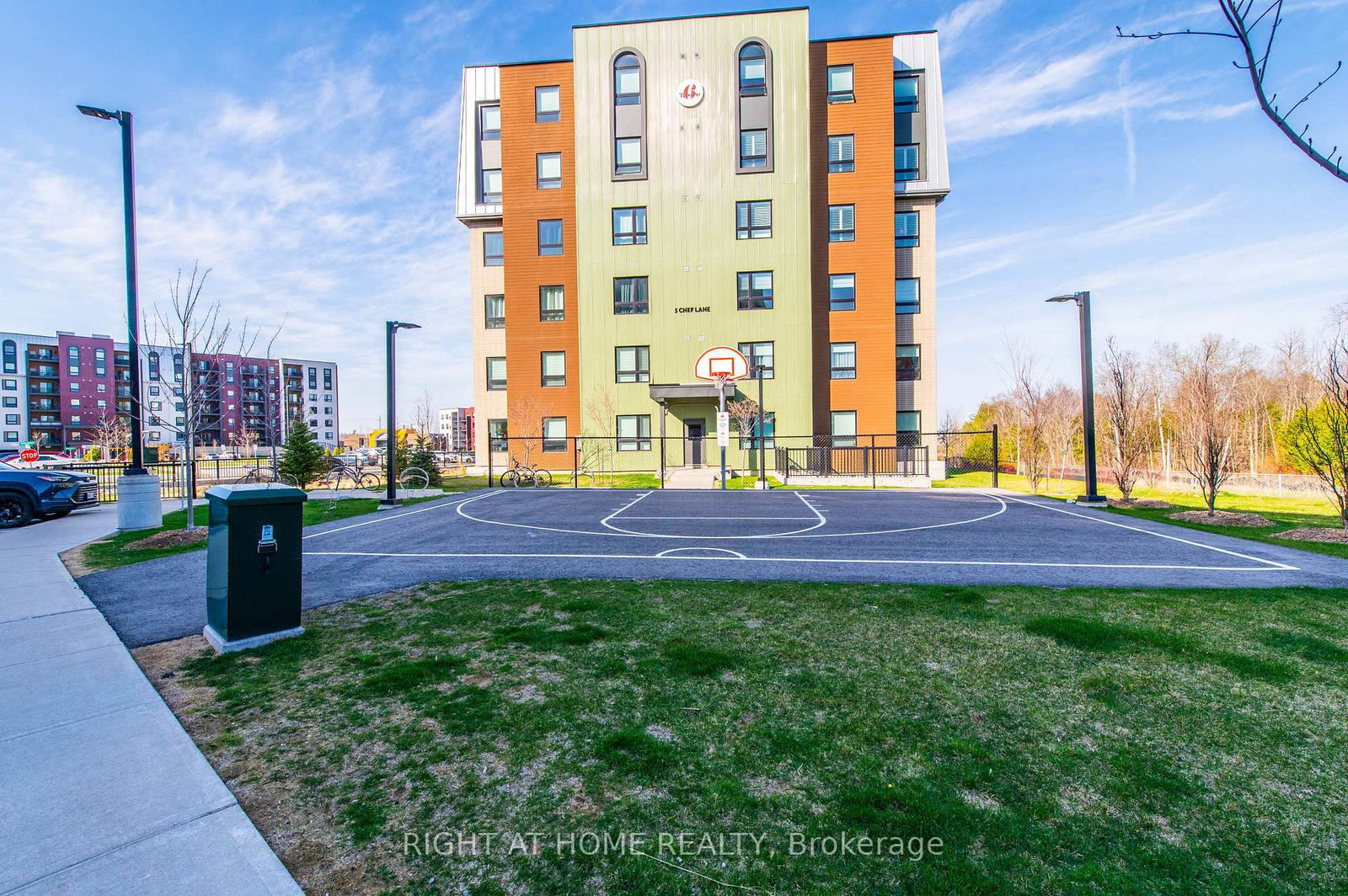 4 Spice Way • #202 • Barrie, ON photo 38